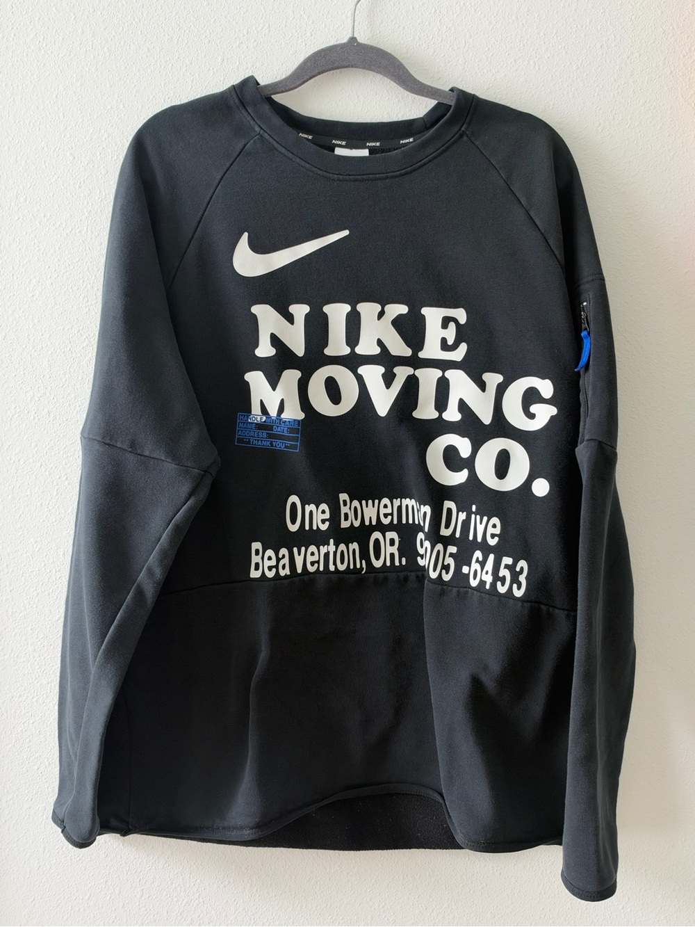 Nike Moving Co Company Crewneck Pullover Sweatshirt Black